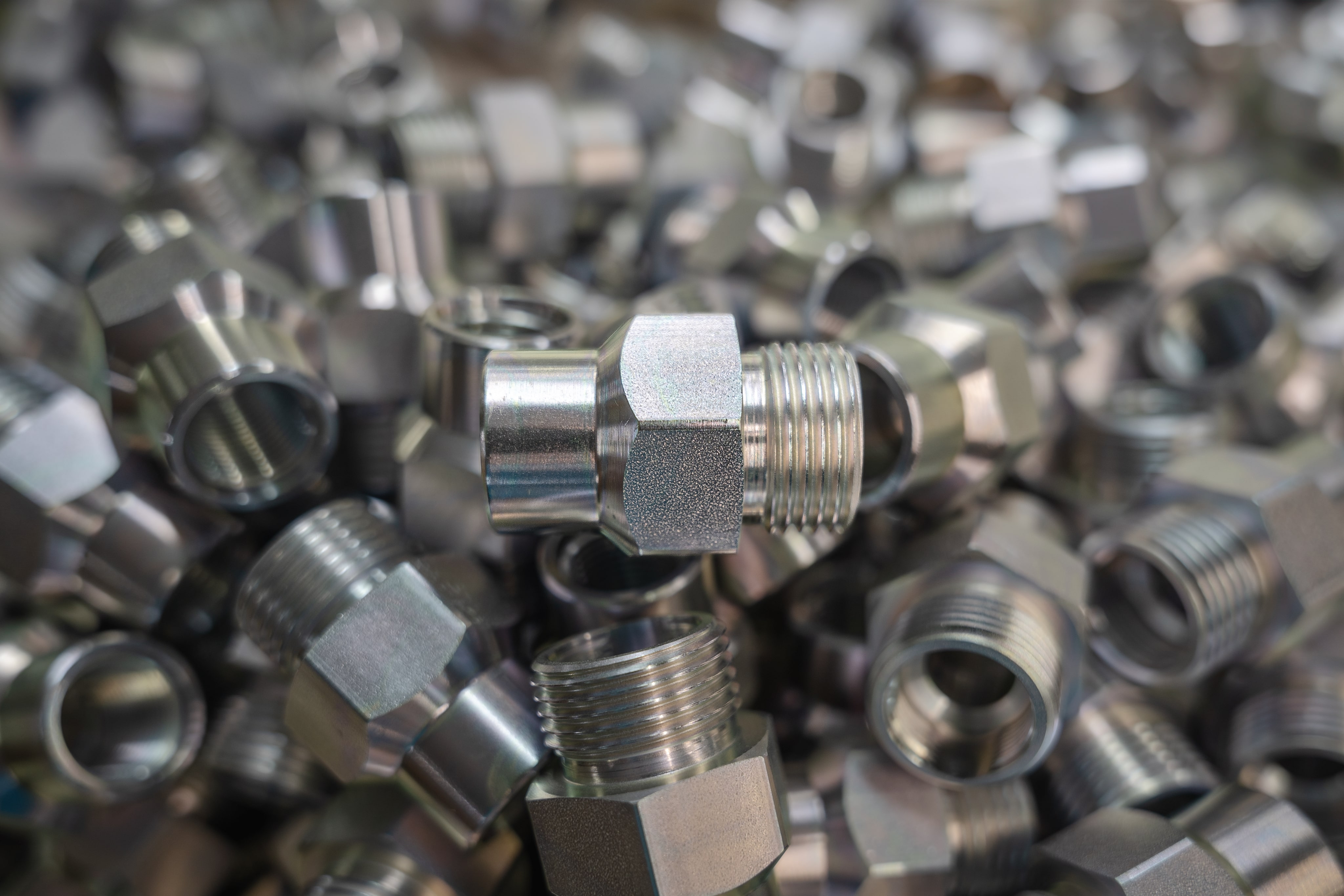 Clear zinc plated fasteners and hardware